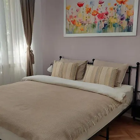 Helen Apartament Craiova Exterior photo